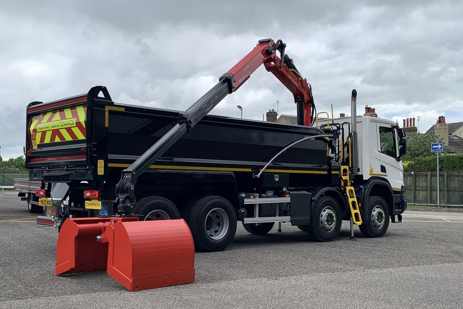 How To Remove Debris With Grab Hire