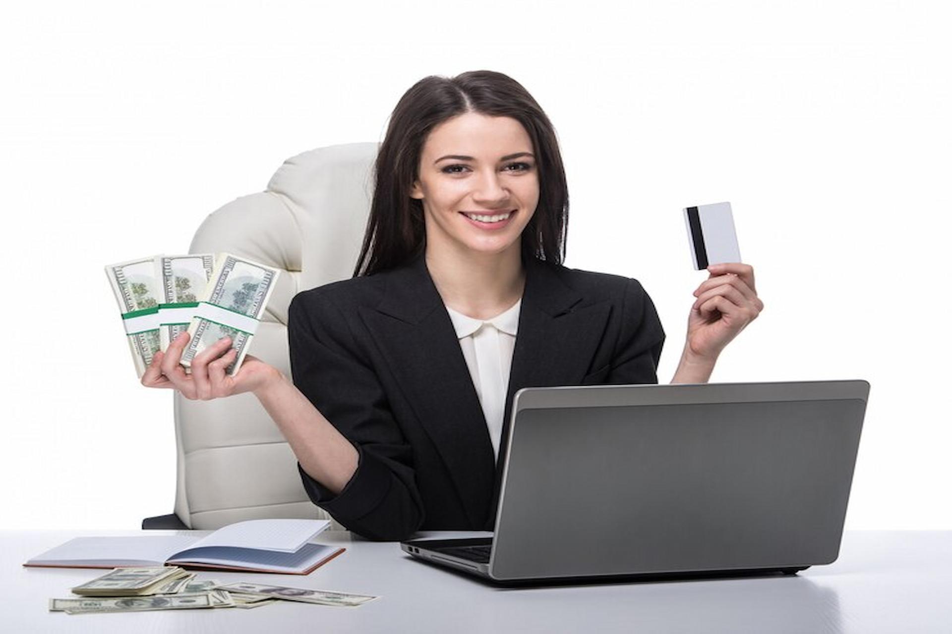 How to Use Instant Loans Responsibly and Avoid Debt Traps